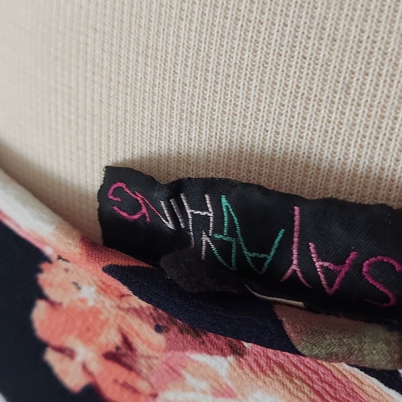 Women's Top - Picture 4 of 4